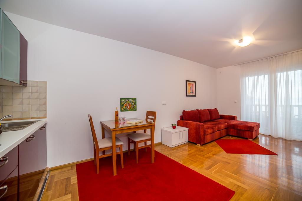 Apartments Kristina Makarská Exteriér fotografie