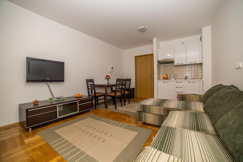 Apartments Kristina Makarská Exteriér fotografie
