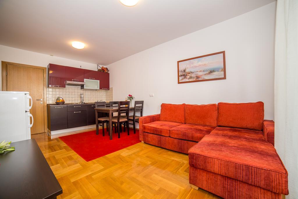 Apartments Kristina Makarská Exteriér fotografie