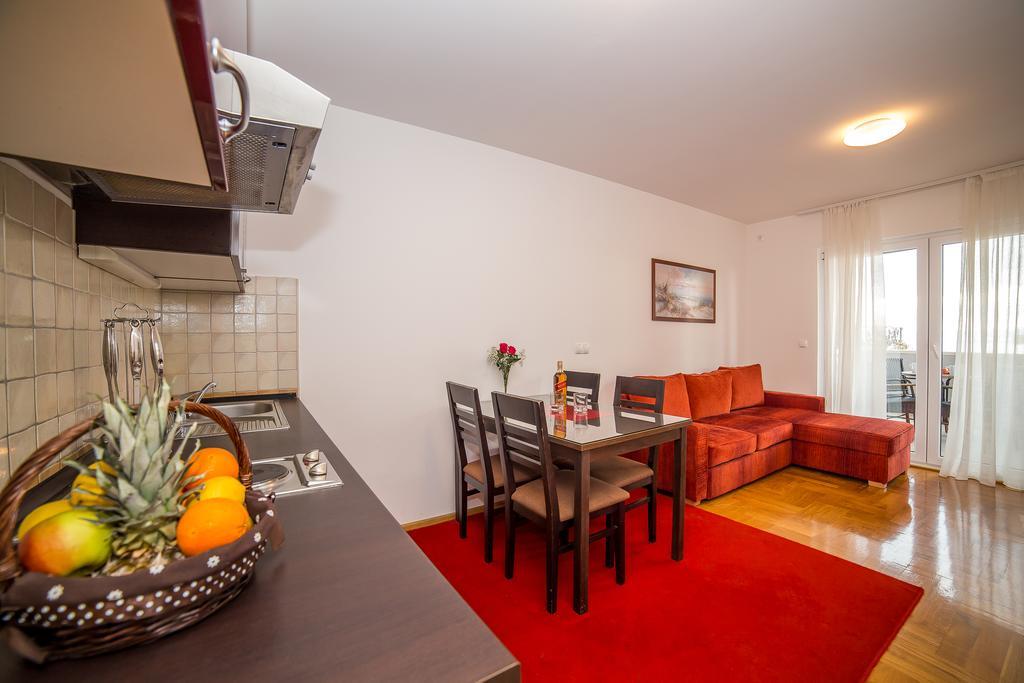 Apartments Kristina Makarská Exteriér fotografie